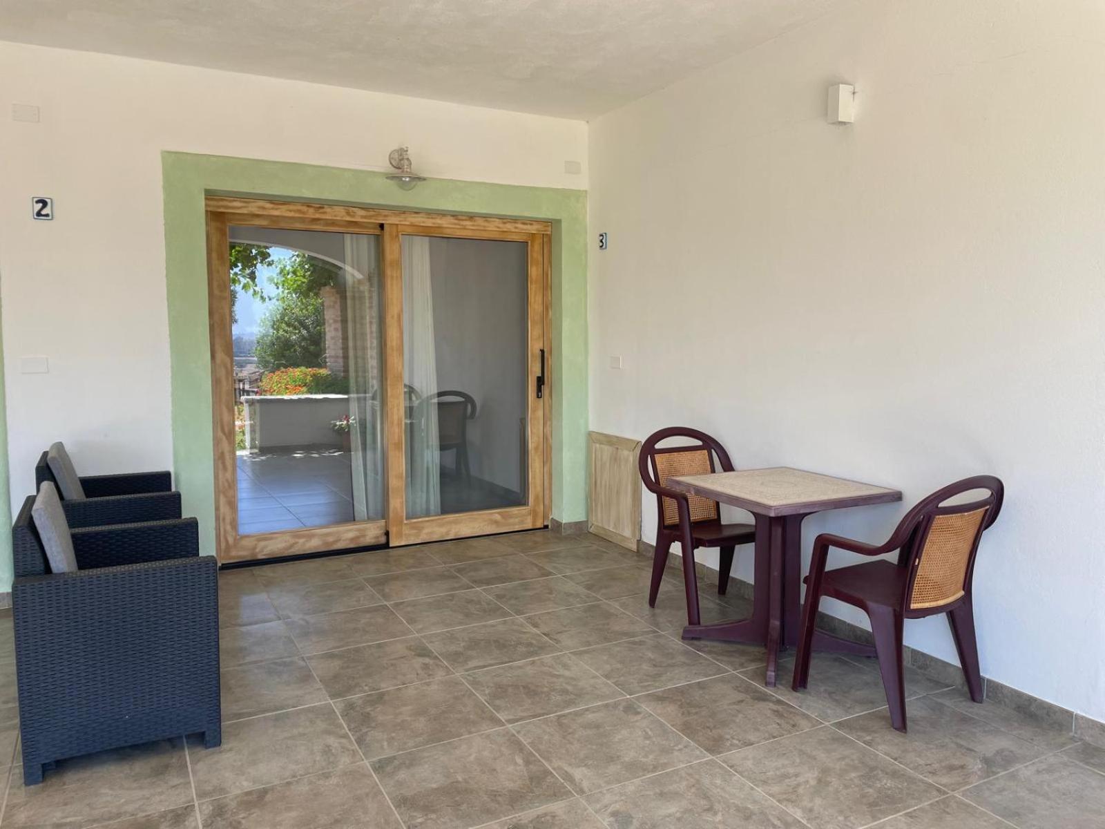 Hotel Essenza Di Mirto La Caletta Quarto foto