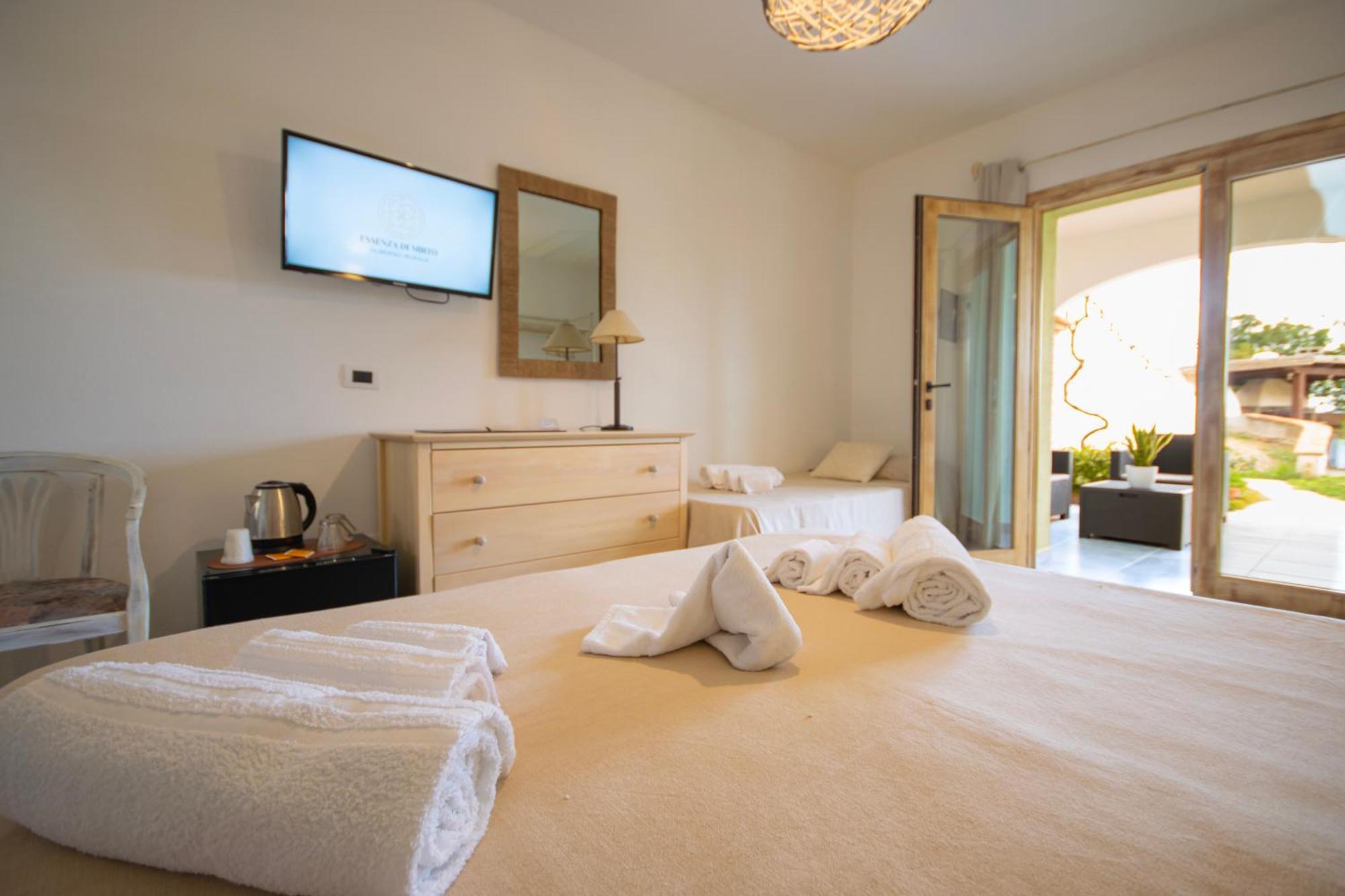 Hotel Essenza Di Mirto La Caletta Quarto foto